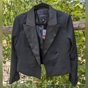 Banana Republic cropped tuxedo suit blazer
